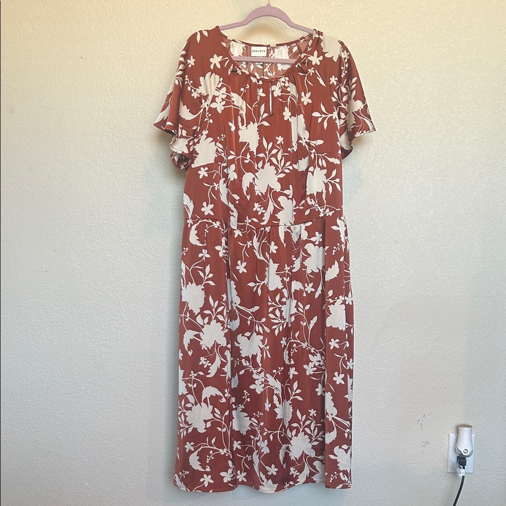 Ava & Viv Rust and White Floral Dress